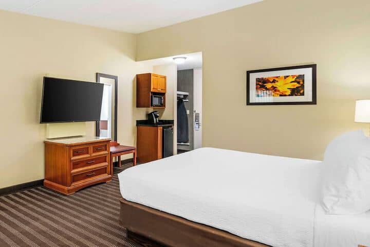 Room 26 of 56